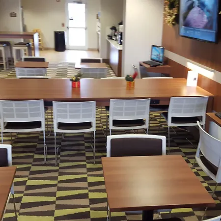 Microtel Inn & Suites By Wyndham Bellevue-2