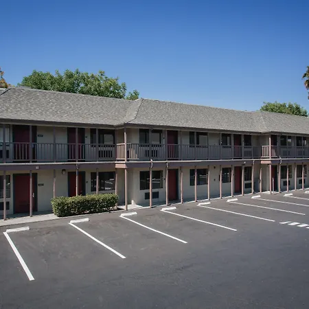Alura Inn-2