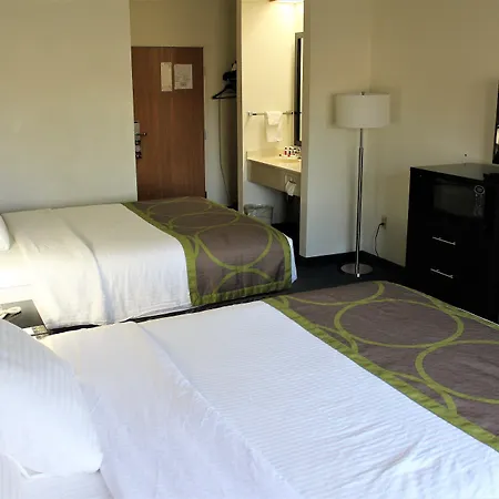 Emmetsburg Hotel & Suites-2