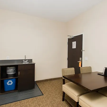 Wyndham Garden Niagara Falls Fallsview-2