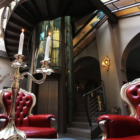 Borghese Palace Art Hotel-3