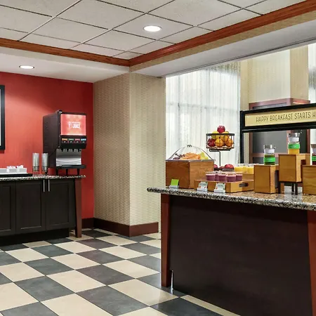 Hampton Inn & Suites Lawton-3