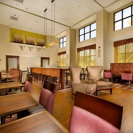 Hampton Inn And Suites San Antonio Airport-2