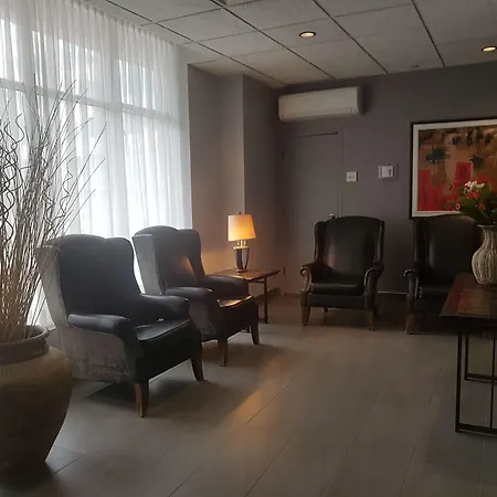 Hotel Les Suites Labelle-3