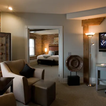 Lancaster Arts Hotel-3