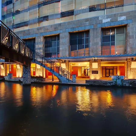 Drury Plaza Hotel San Antonio Riverwalk-2
