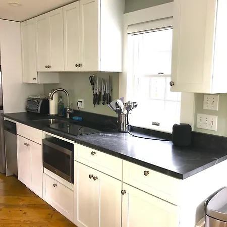 Revere Guest House-2