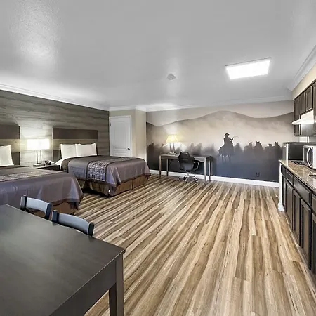 Rodeo Lodge-3