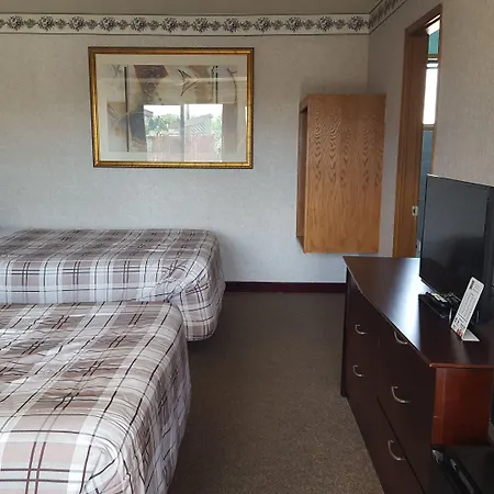 Richland Inn And Suites-3
