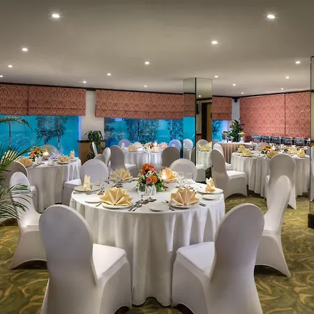 Savoy Suites Hotel Apartment - Dubai-3