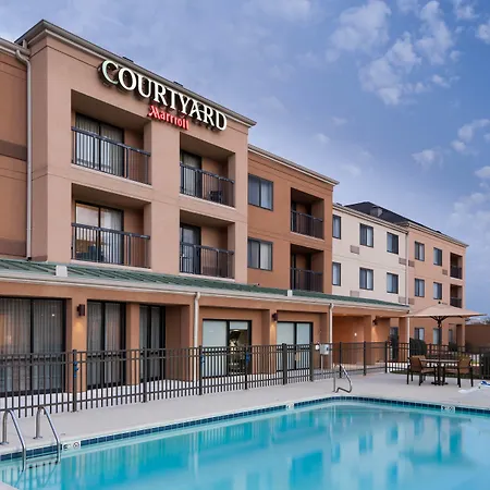 Courtyard By Marriott Hattiesburg-3