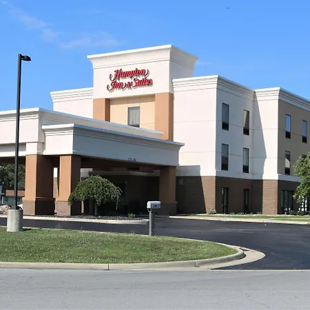Hampton Inn & Suites Fremont-2