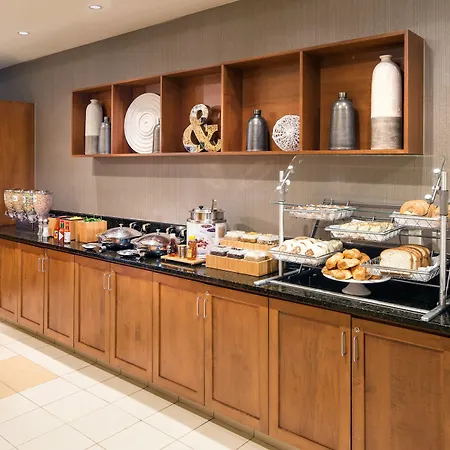 Springhill Suites Bakersfield-3