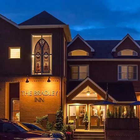 The Bradley Boulder Inn-3