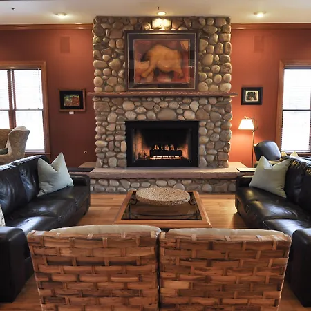 The Bradley Boulder Inn-2