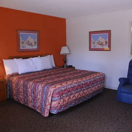 America'S Best Inn And Suites Emporia-2