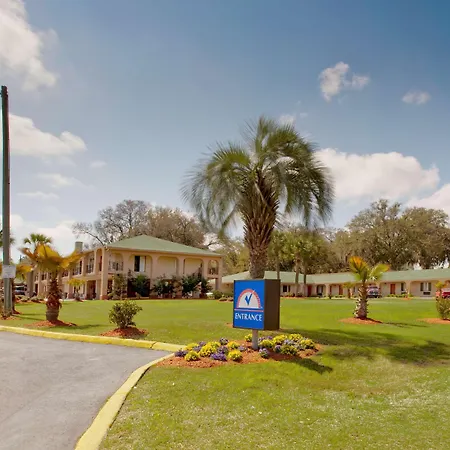 Americas Best Value Inn-Savannah-3