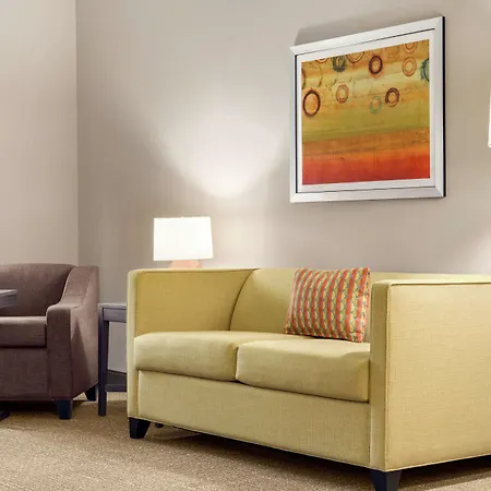 Hampton Inn Athens-3