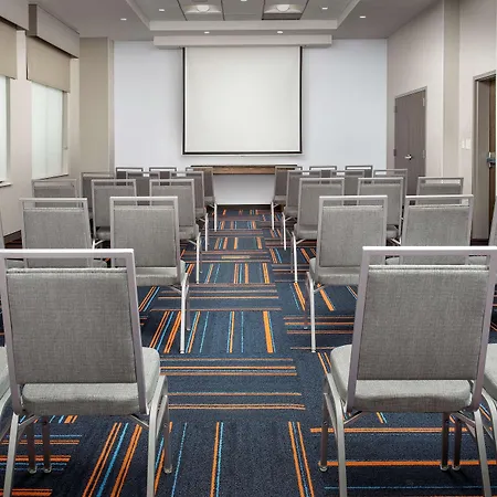 Hampton Inn Baltimore-Downtown-Convention Center-3