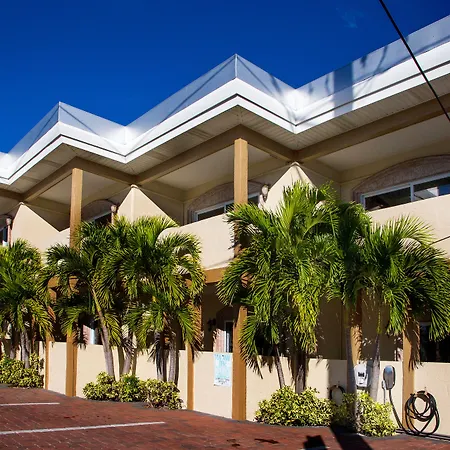 Bay Palms Waterfront Resort - Hotel And Marina-3