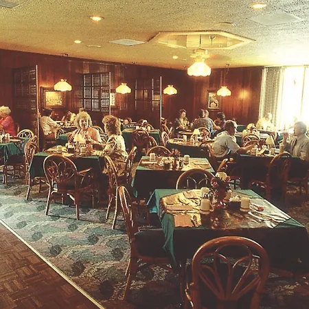 Meadow Court Inn - Ithaca-3