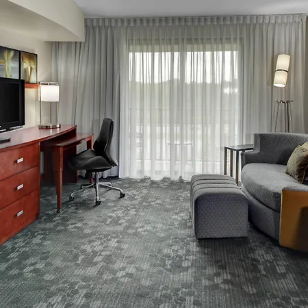 Courtyard By Marriott Anniston Oxford-2