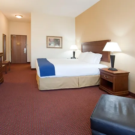 Holiday Inn Express Airport East By Ihg-2
