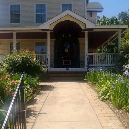 Naomi'S Inn Bed & Breakfast-2