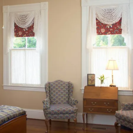 Lookaway Inn-2