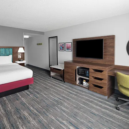 Hampton Inn & Suites Grand Rapids-Airport 28Th St-2
