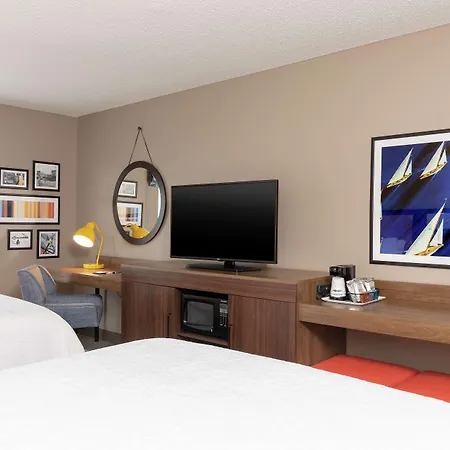 Hampton Inn Warsaw-3