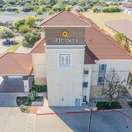 La Quinta By Wyndham Granbury-3