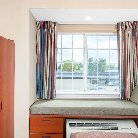 Microtel Inn By Wyndham Rogers-2