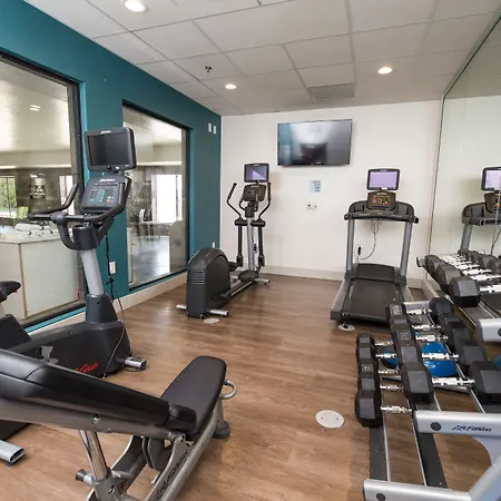 Holiday Inn Express Hotel & Suites Clinton By Ihg-2