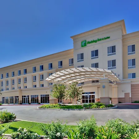 Holiday Inn & Suites Bakersfield By Ihg-3