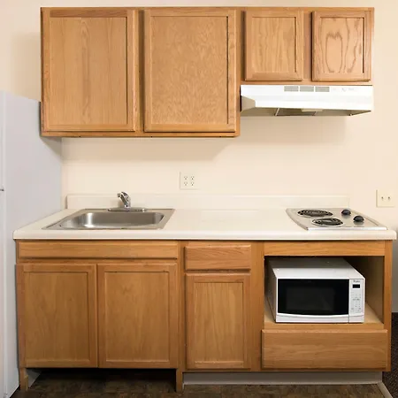 Woodspring Suites Kansas City Lenexa-3