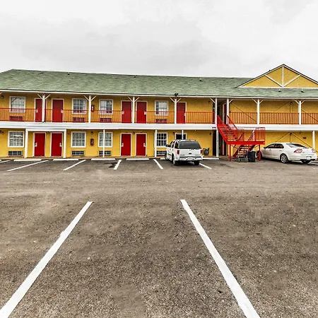 Oyo Hotel San Antonio Lackland Near Seaworld-3