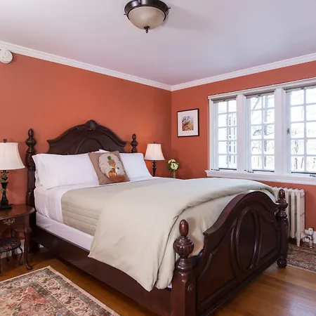 Inn On Putney Road-2