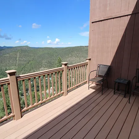 Crown Point Resort-2