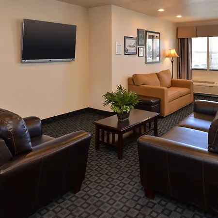 Microtel Inn & Suites By Wyndham Klamath Falls-3