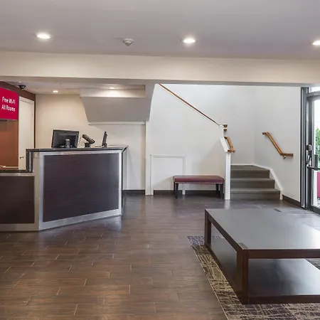 Red Roof Inn Plus+ Poughkeepsie-3