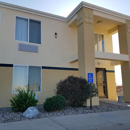 Baymont By Wyndham Limon-3