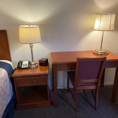 Vantage Point Inn - Woodland Hills-2
