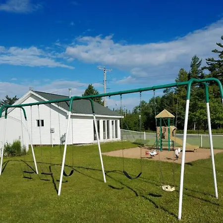 Mackinaw Budget Inn-3