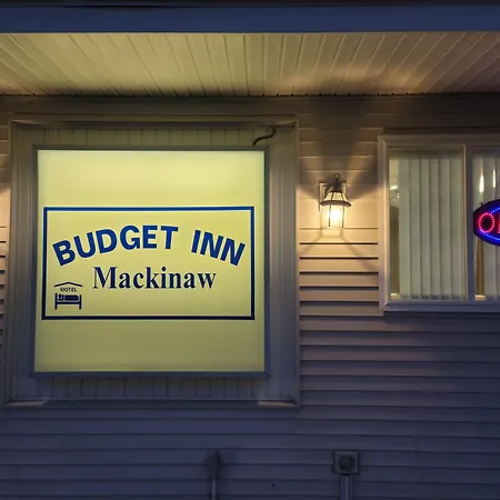 Mackinaw Budget Inn-2