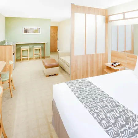 Microtel Inn & Suites By Wyndham Saraland-2