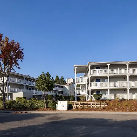 Surestay By Best Western Fairfield Napa Valley-2