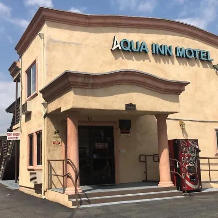 Aqua Inn Motel-3