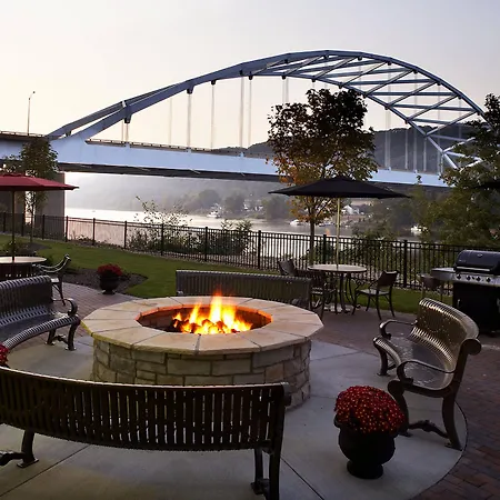 Fairfield Inn & Suites Pittsburgh Neville Island-3