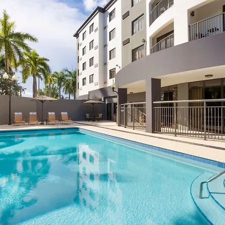Courtyard By Marriott Miami At Dolphin Mall-2